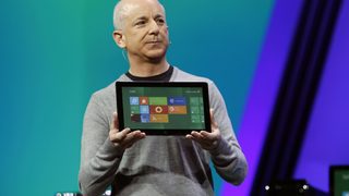 Microsoft ще обединява таблети и компютри