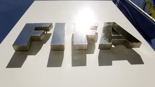 ФИФА отстрани корумпирания президент на Карибския футболен съюз