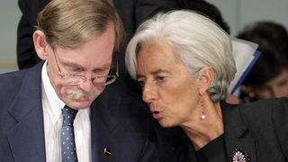 Европа събира €2 трилиона за спасяване на еврото