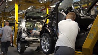Производството във Франция отчита двегодишен спад