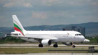 "България ер" ще сключва договори с руски туроператори и без "<span class="highlight">Алма</span> <span class="highlight">тур</span>"