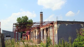 Престъпници продължават да печелят от сръбската приватизация