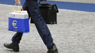 Икономистите: Данните за БВП сочат рецесия за еврозоната