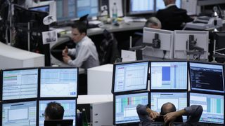 Доходността по испанските облигации скочи "до небесата"