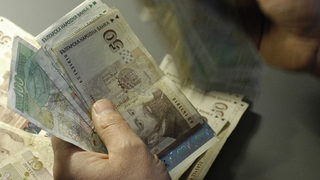 Гражданите все пак няма да декларират доходите над 5 хил. лв. от сделки с финансови инструменти