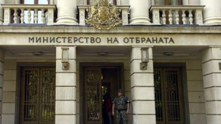 Военен е убит със служебно оръжие във Варна