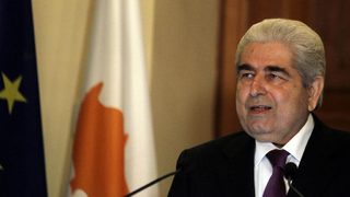 Кипър може да очаква сделка за помощта след президентските избори