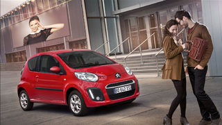 Новият CITROËN C1 се появява на сцената по-бляскав и по-екологичен отвсякога!