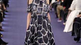 Фотогалерия: Chanel качва <span class="highlight">висшата</span> <span class="highlight">мода</span> във въздуха