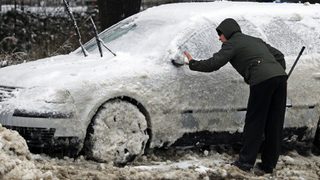 Жертвите на студа в Европа надхвърлиха 300 души