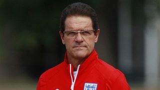 Шефът на ФА е получил подкрепата на колегите си преди разговора с Капело