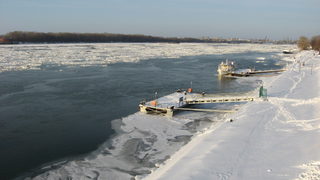 <span class="highlight">Ледоход</span> по река Дунав - 08.02.12