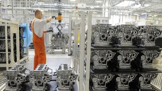 "Киа" започна годината с ръст на продажбите от 3.3%