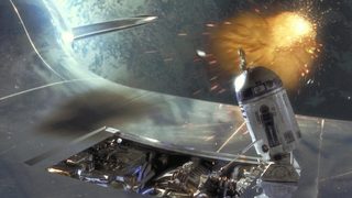 Почина Кени Бейкър - актьорът зад робота R2-D2 от "Междузвездни войни"