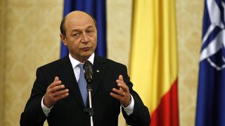Румънският президент търси подкрепа за фискалния пакт