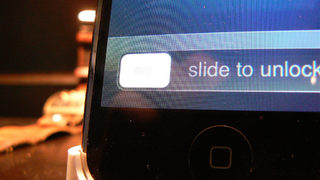 Apple спечели <span class="highlight">патентно</span> дело срещу Motorola за софтуерна функция
