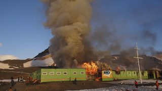 Пожар уби двама на бразилска база на Антарктида
