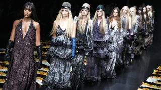 Фотогалерия: Наоми Кембъл, Cavalli и Just Cavalli