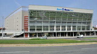 Зала "Арена Армеец" има нов управител