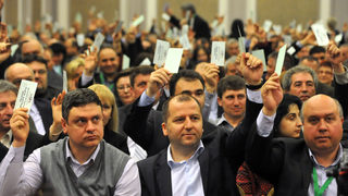Местна и централна власт все още търсят баланса помежду си