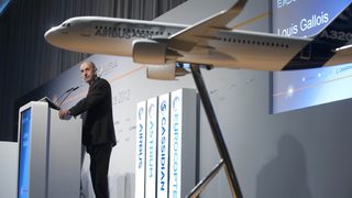 Китай блокира покупката на 35 самолета от <span class="highlight">Airbus</span> заради въглеродните квоти на ЕС