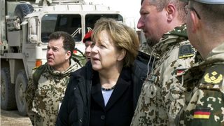 Меркел се съмнява, че Афганистан ще е готов за изтегляне на войските до 2014 г.
