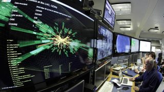 Големият адронен колайдер започва отново работа в търсене <span class="highlight">на</span> Хигс бозона