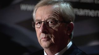 Меркел предлага финансовият й министър да оглави Еврогрупата (допълнена)