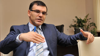 Кабинетът разреши на Симеон Дянков да заеме пари от международните пазари (обновена)