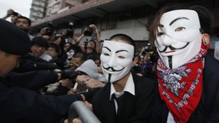 Anonymous нападна Китай