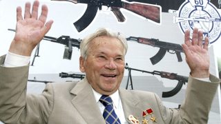 Основният производител на "Калашников" получи защита от кредиторите си