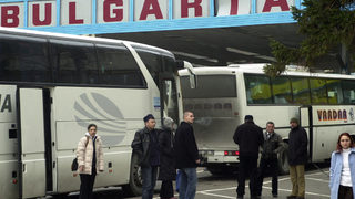 Мъж се опита да изнесе 877 старинни монети в Австрия