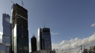 Жителите на Москва трябва да пестят 144 г., за да си купят елитно жилище