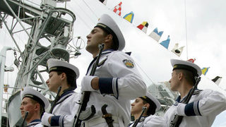 Уникални части от водосамолет показва Военноморският <span class="highlight">музей</span> във Варна