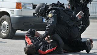 Четирима са задържани след масов бой в ромската махала във Вършец