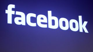 Facebook ще иска пари за публикуването на "акцентирани" статуси и снимки