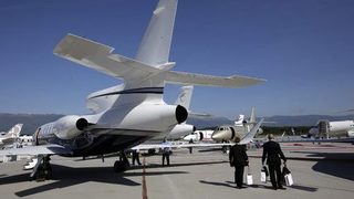Полет с нискотарифна компания? Проверете къде е летището