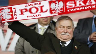 Лех Валенса: Протестиращите срещу пенсионната реформа трябваше да бъдат набити