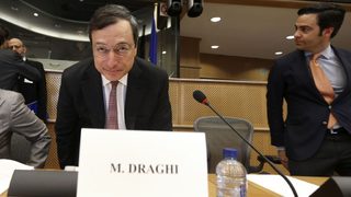 Драги: Трябва по-дълбока интеграцията на еврозоната, за да е устойчива