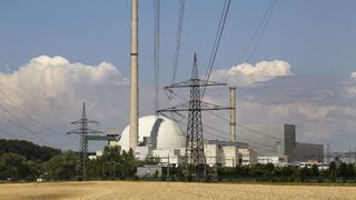 Климатичните промени излагат АЕЦ и ТЕЦ на риск, твърдят учени