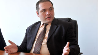 Делата за конфликт на интереси се точели над година, трябвало ускоряване