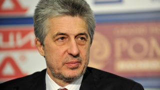 Председателят <span class="highlight">на</span> Съюза <span class="highlight">на</span> <span class="highlight">издателите</span>: ДДС за печата ще отпадне