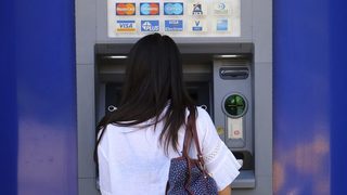 Reuters: ЕС обсъжда блокиране на банкомати и граници при излизане на Гърция от еврозоната