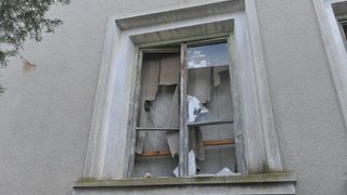 "<span class="highlight">Берета</span> <span class="highlight">трейдинг</span>" започна ремонт на пострадалите от взрива къщи