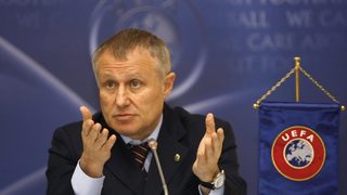 Шефът на украинския футбол обвини Англия в расизъм заради Рио <span class="highlight">Фърдинанд</span>