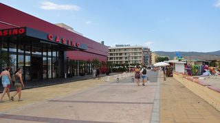 Шумът нощем бил основен дразнител за почиващите <span class="highlight">в</span> "<span class="highlight">Слънчев</span> <span class="highlight">бряг</span>"