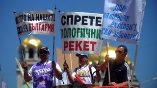 Около 1500 души се събраха на шествието в София в защита на Закона за горите (допълнена в 14.30 ч.)