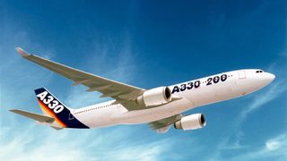 Самолет на SAS с 230 пътници кацна аварийно заради дим в пилотската кабина