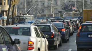 Нараснал е броят на оплакванията от застрахователи през 2011 г.