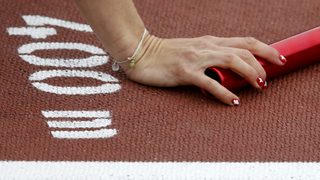 Българската щафета на 4 по 100 м отпадна в полуфиналите